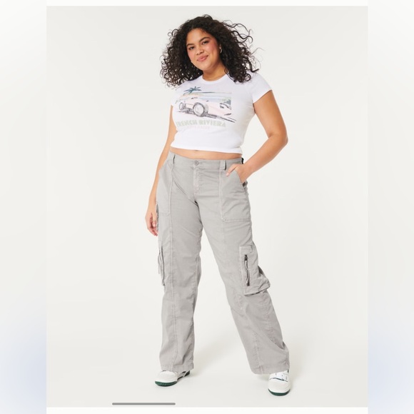 Hollister Low-Rise Baggy Zipper Pocket Cargo Pants - Size w26Regular (length) - Picture 1 of 9